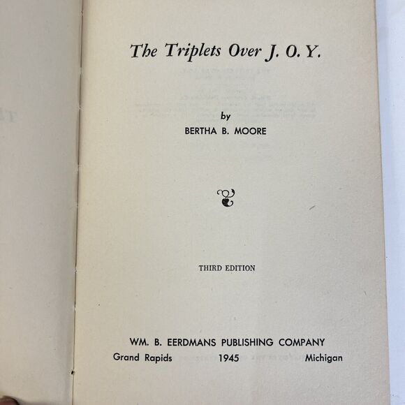 The Triplets Over J.O.Y 1941 Children's Book Bertha B Moore Vintage Child - Picture 5 of 8